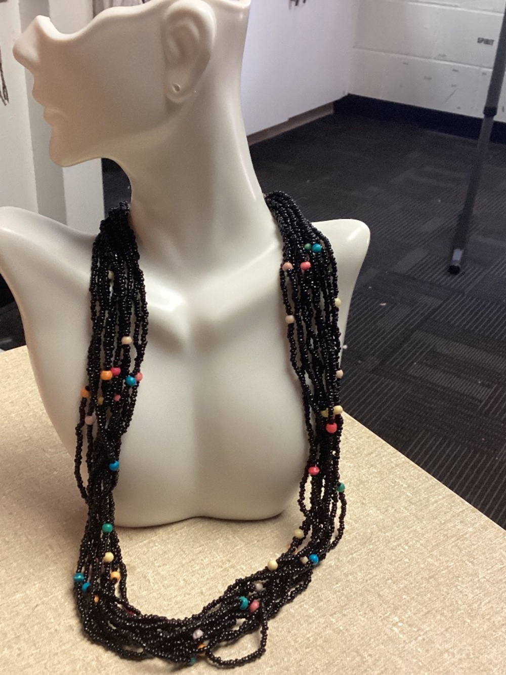 BEADED NECKLACE PIER ONE VINTAGE